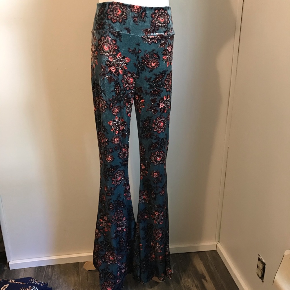 Floral Velvet Bells